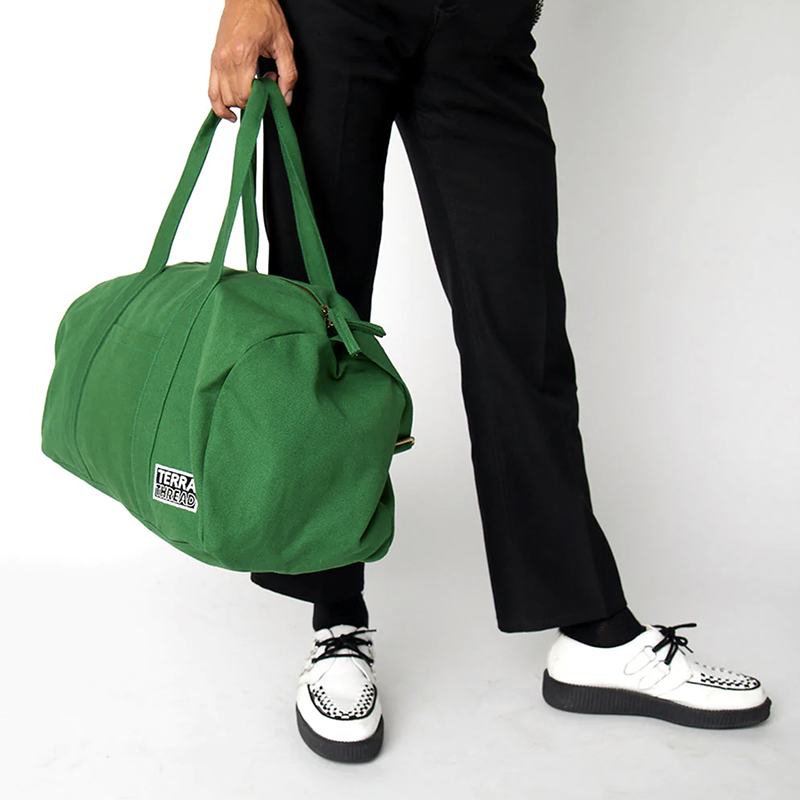 Terra Thread Aarde Eco Friendly Gym Bag | Oscea Sustainable Gifts for Him