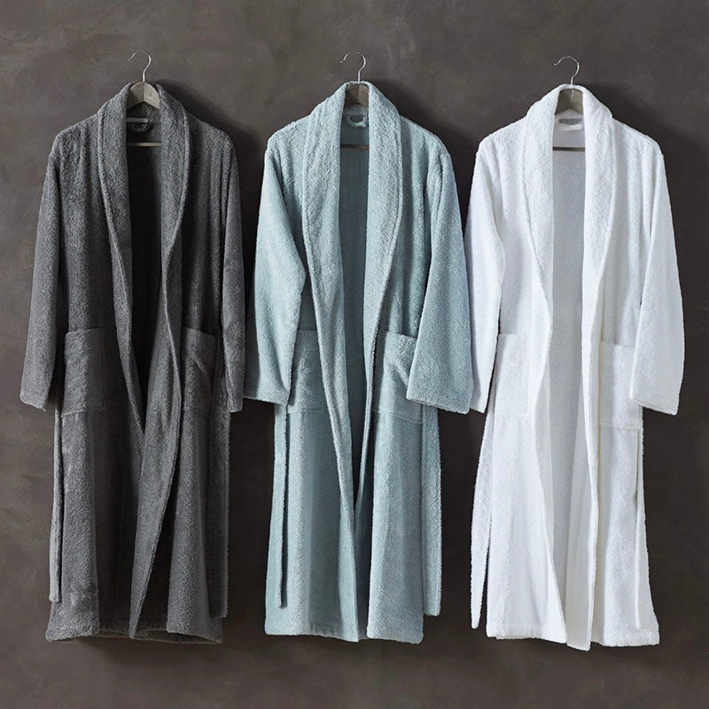 Coyuchi Cloud Loom Organic Robe | Oscea Sustainable Gifts for Him